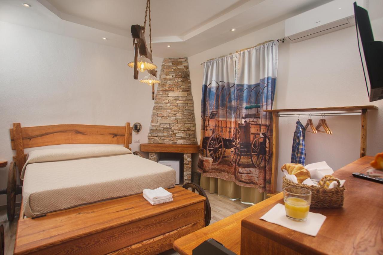 Vincent House Hotel Santa Teresa Gallura Luaran gambar